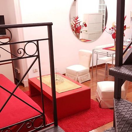 Il Salotto Di Nonna Cornelia 2 Otel Napoli Dış mekan fotoğraf