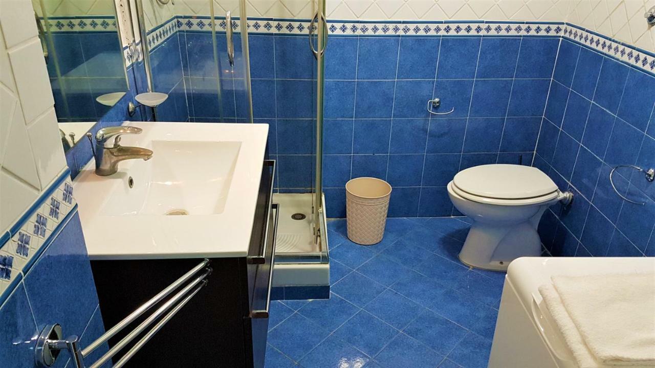 Il Salotto Di Nonna Cornelia 2 Otel Napoli Dış mekan fotoğraf